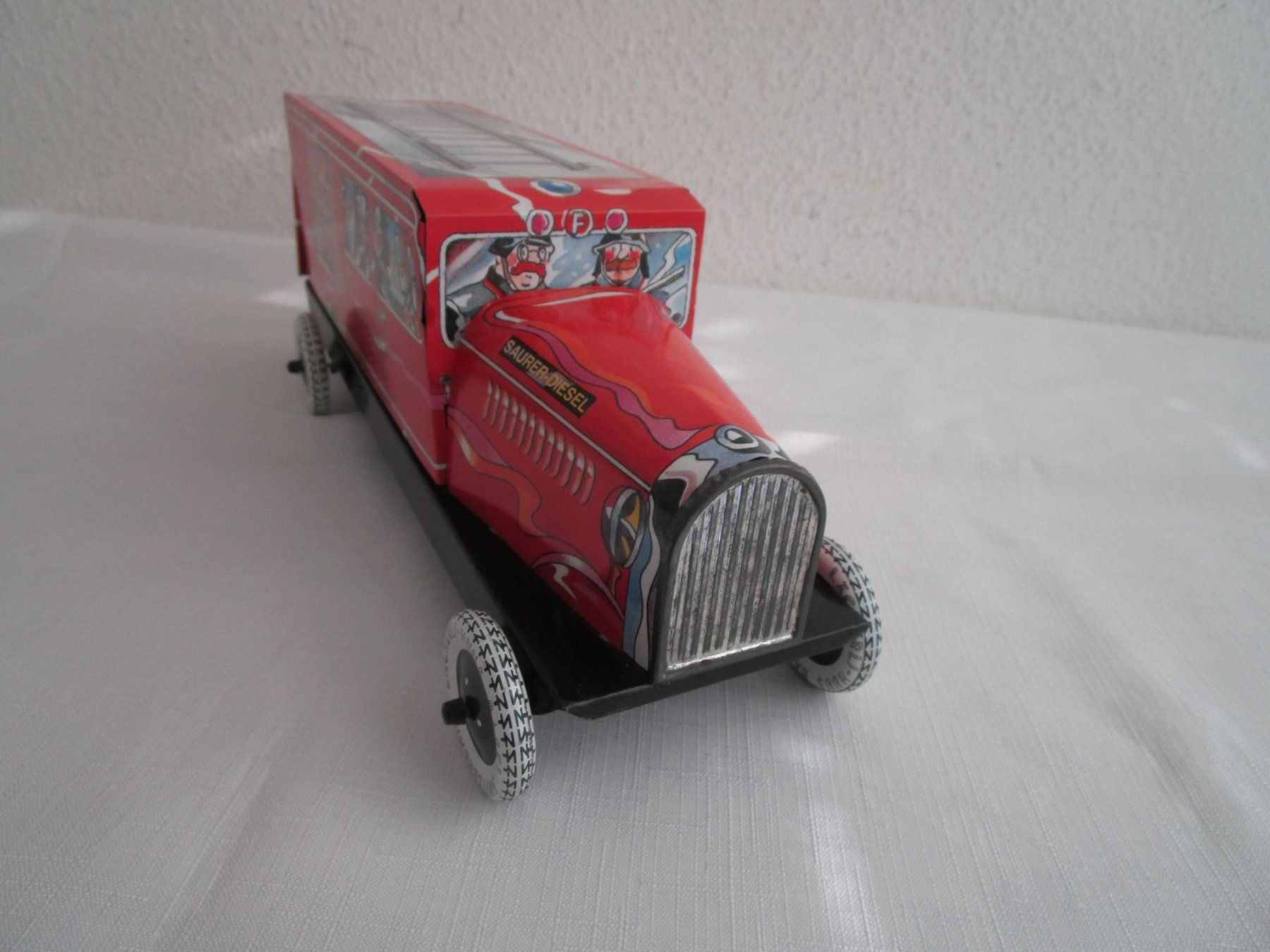 Modellini d'auto: Blech - Auto vom Läckerli Huus – Usato da Binningen venduto da Oldfashion 1