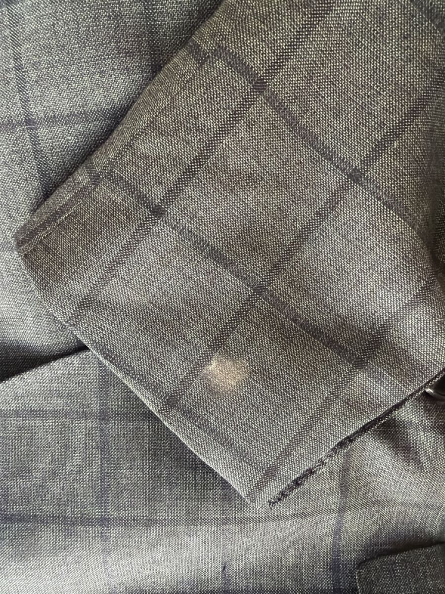 Hugo Boss Lotti di vestiti: 4ER    PACKAGE    HUGO  BOSS   SAKKO'S   ,   GR .  50 – Usato da Wetzikon ZH venduto da philippe_22 9