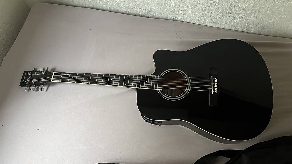 Strumenti musicali: Gitarre Western schwarz – Usato da Itingen venduto da Haefi