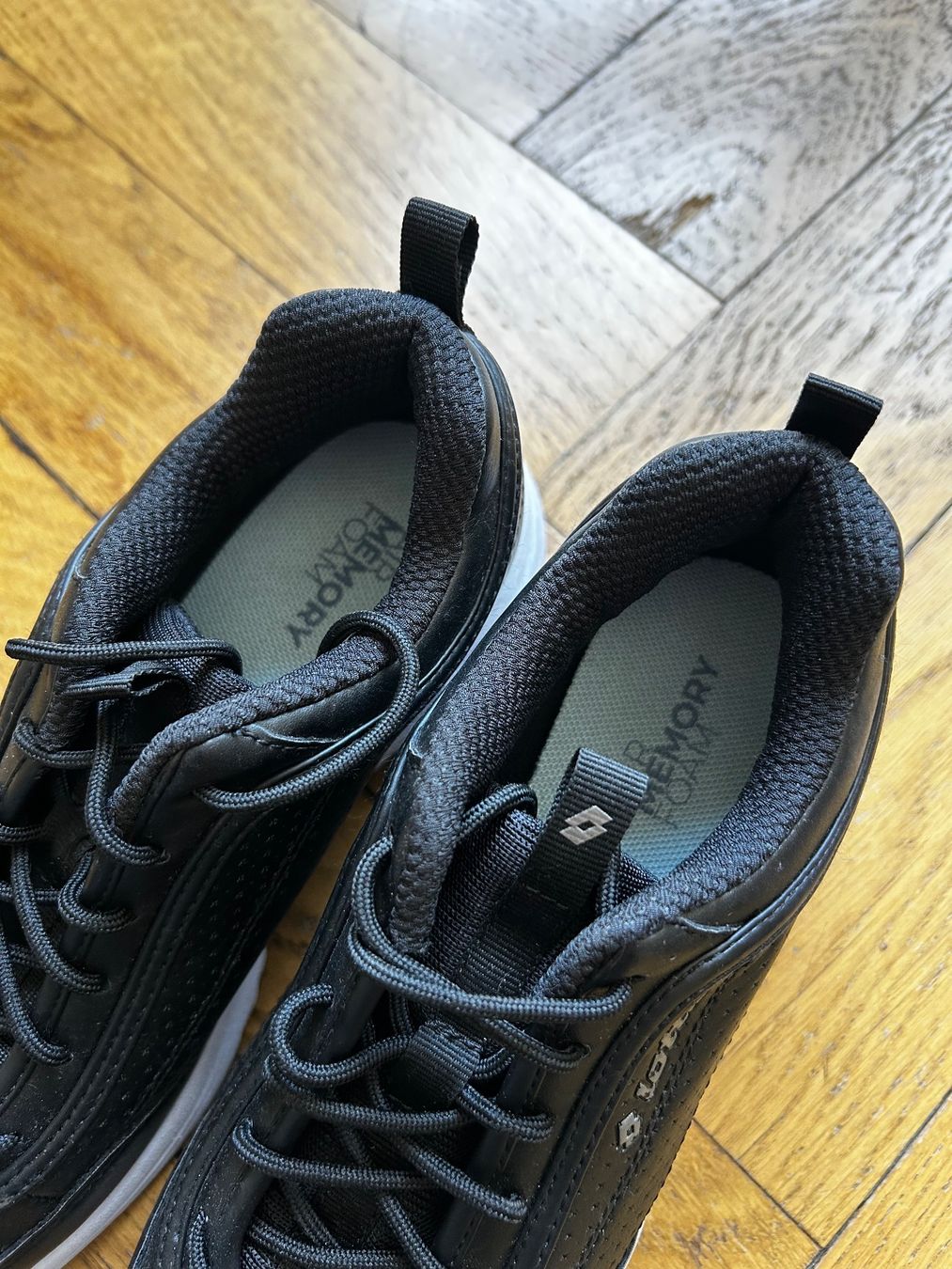 Scarpe da donna: Lotto Sneaker, neuwertig, Gr. 38,5 – Usato da Bern venduto da mts_2hcy 2