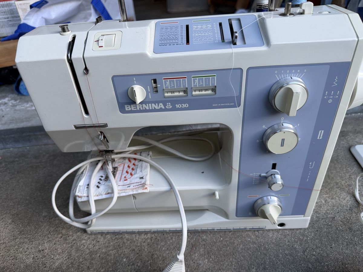 Bernina Macchine da cucire: Bernina 1030 Nähmaschine – Usato da Lyss venduto da nekoreh 6