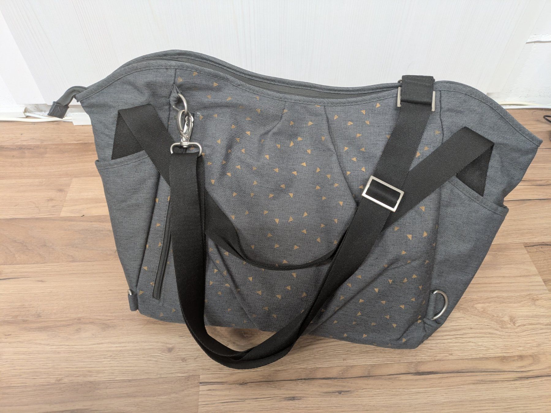 Lässig Sacs & sacs à dos: Zwillings- oder Geschwisterwickeltasche – D'occasion à Schinznach-Dorf par Schlossblick 1