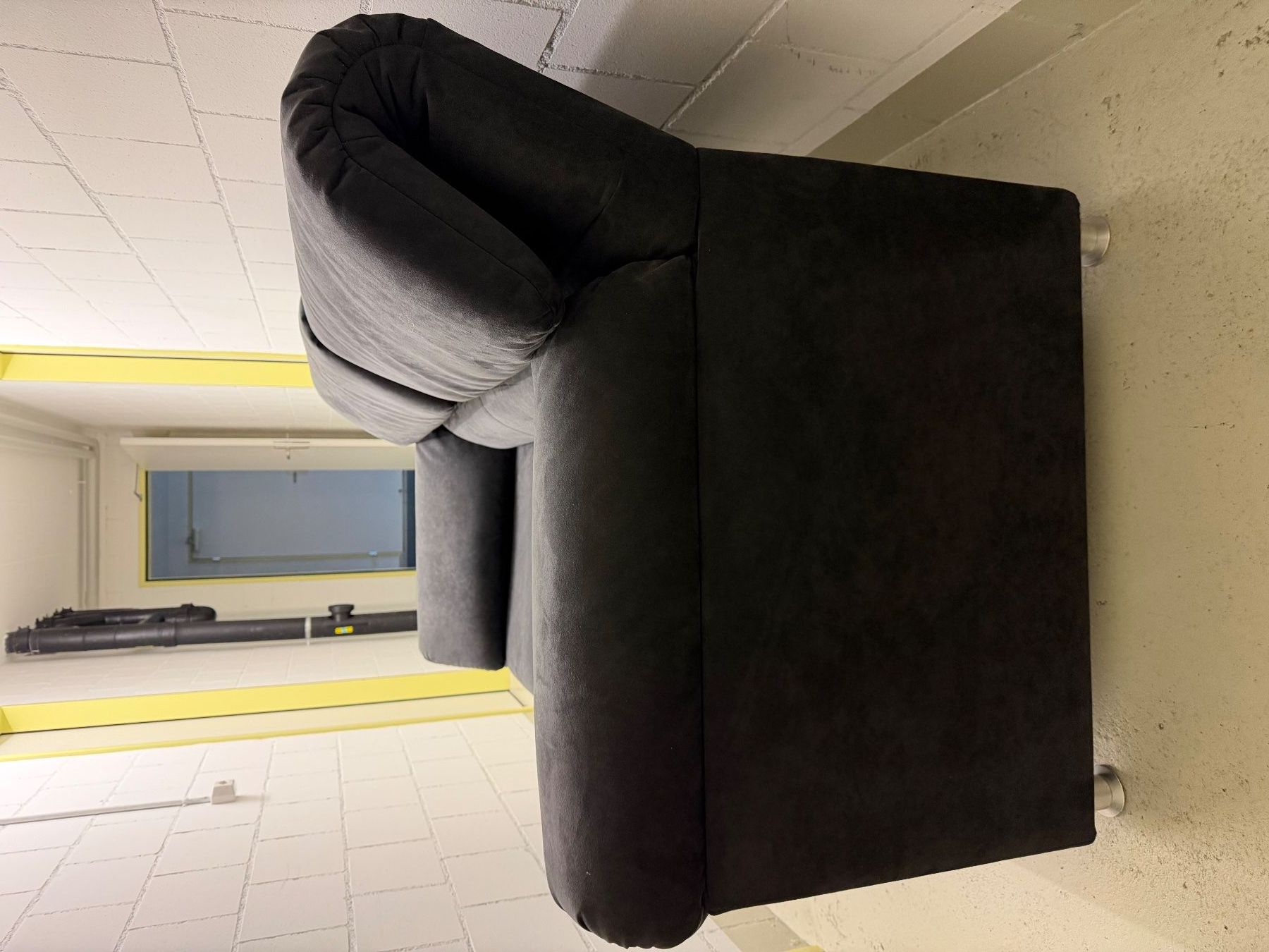 Sofas: Wertiges 2er Sofa Alcantara, anthrazit, 160 cm – Gebraucht aus Zofingen von momo4800 1