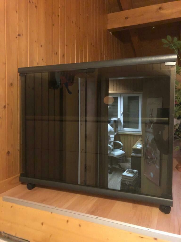 Mobili TV: TV Möbel – Usato da Ebnat-Kappel venduto da sentira 2