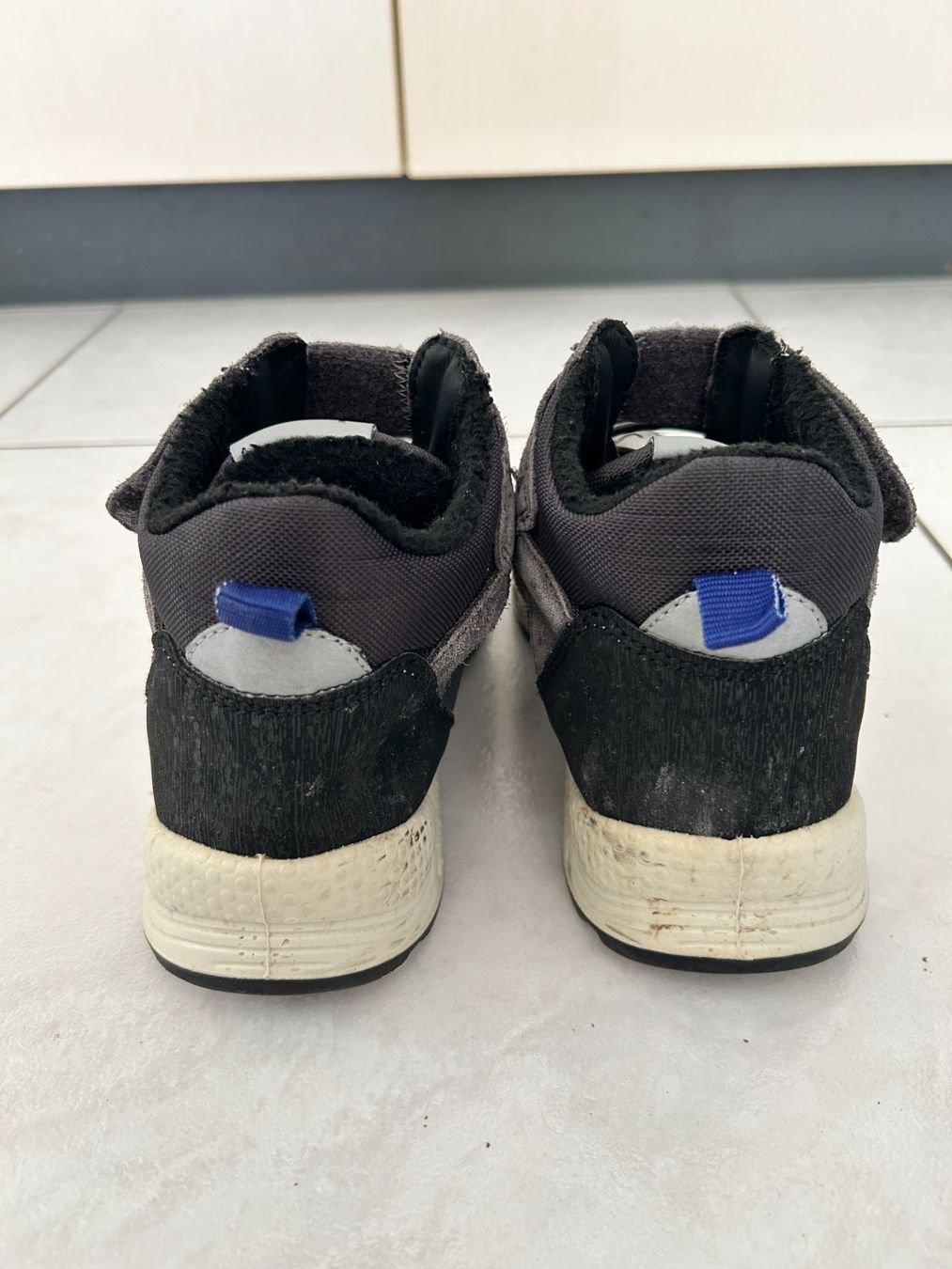 Scarpe per ragazzi: Herbstschuhe set Gr.36 – Usato da Emmenbrücke venduto da LuTi80 2