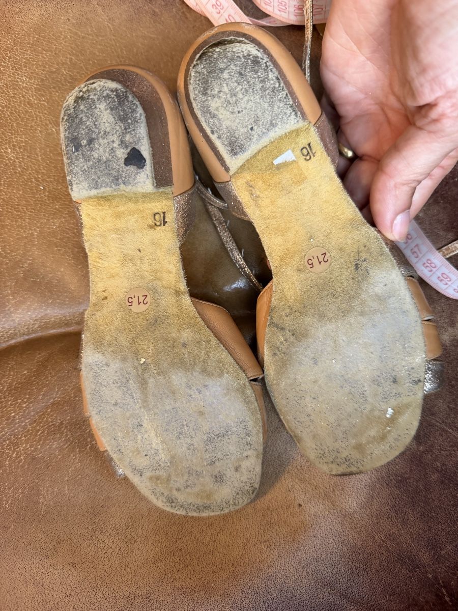 Chaussures filles: Tanzschuhe Leder – D'occasion à Obfelden par tan_9lj9 5