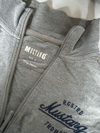Mustang Sweatjacke Grösse L