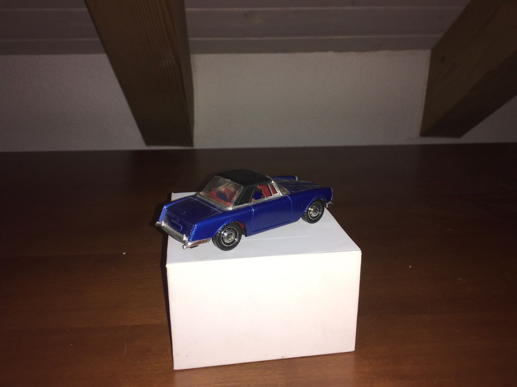 Solido Modellini d'auto: Facel Vega 2 - 1/43 Solido – Usato da Wohlen AG venduto da PrivatSammlung 1