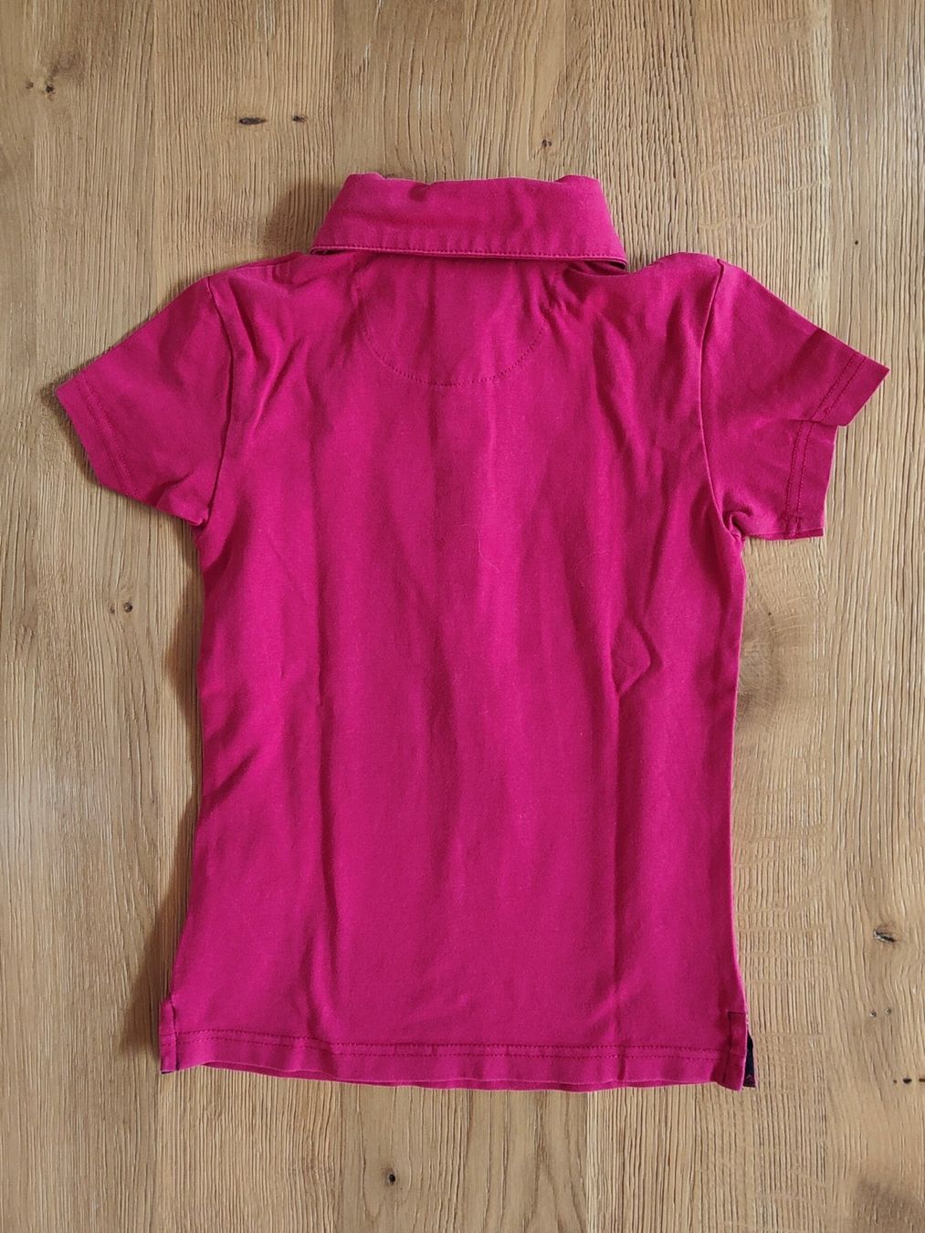 Camicette, T-shirt & Top: Schönes T-Shirt "Steeds" Gr. 116 – Usato da Lostorf venduto da prikyb 1