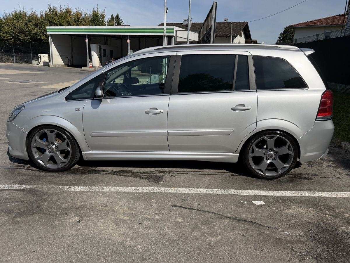 Opel Autos: Opel Zafira OPC – Gebraucht aus Oberriet SG von GOLF-85 1