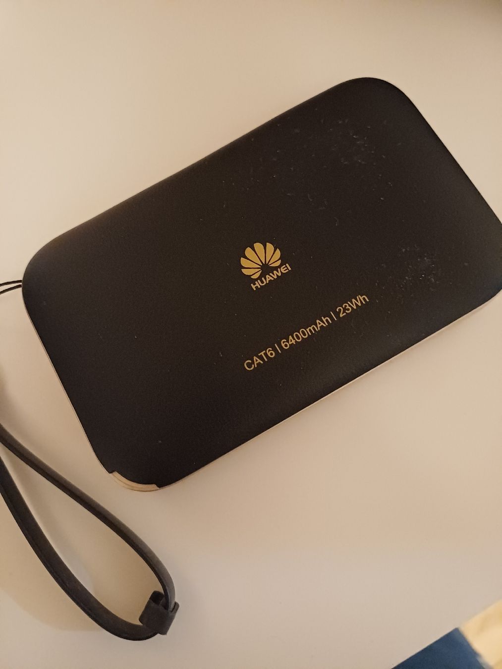 Huawei Modem & Router: Huawei CAT6 Mobile WLAN Router 6400 mAh – Usato da Porrentruy venduto da cha_tcx7 2