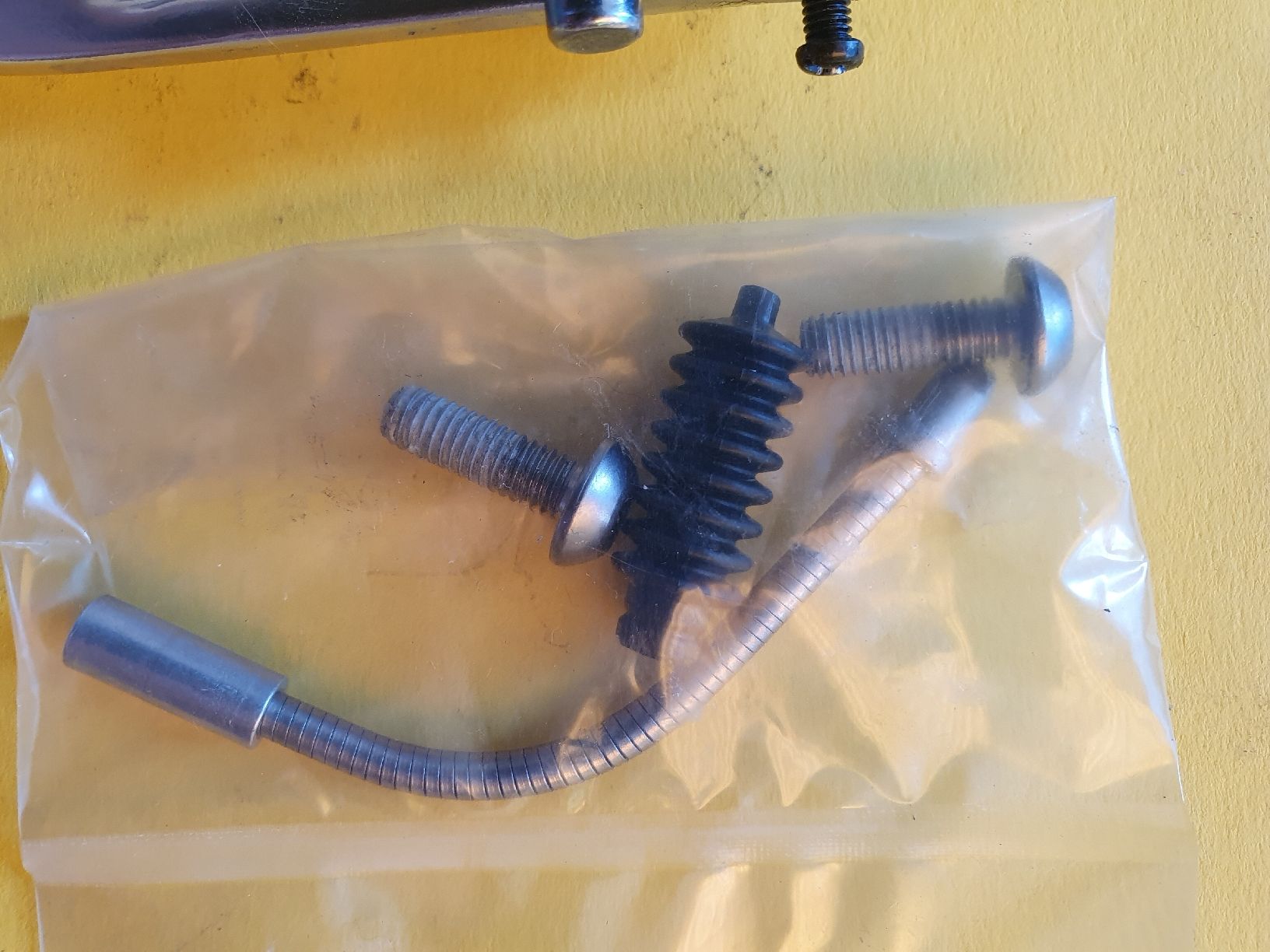 Shimano Pezzi di ricambio: 2 Kompl. SHIMANO NEXAVE V- BRAKE, Neuwertig. – Nuovo (secondo la descrizione) da Niedergösgen venduto da joh_6txt 3