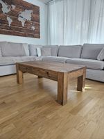 Massiver rustikaler Eichen Salontisch mit Schublade