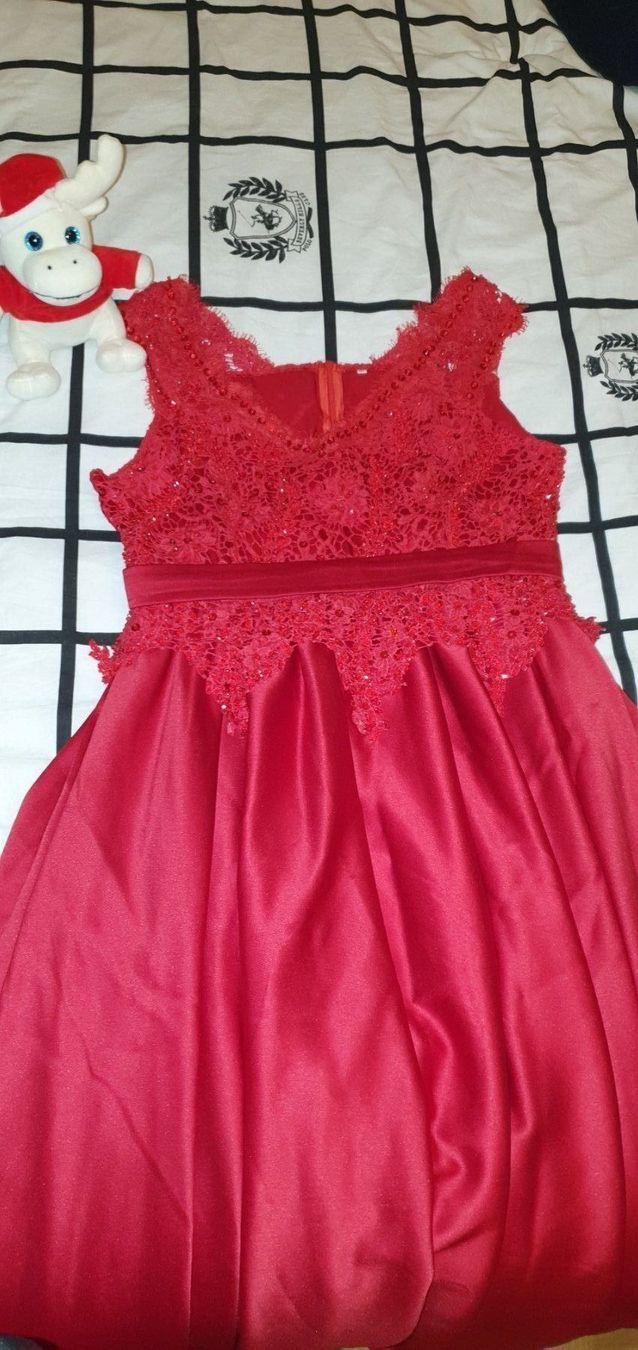 Vestiti: Belle robe de soirée rouge – Nuovo (secondo la descrizione) da Prilly venduto da RoDyRe
