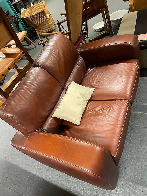 Sofas: 2er Sofa Braun – Gebraucht aus Zürich von L94