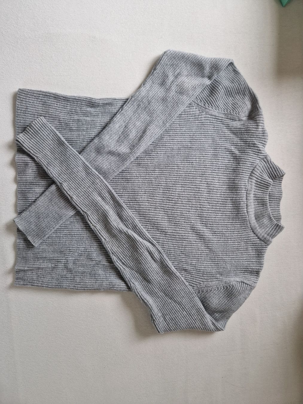 Pullover & Sweatshirts: pull col roulé – Gebraucht aus Chigny von lor_fs8h
