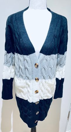 Kuscheliger Strickcardigan Gr. S/M schwarz weiss gestreift
