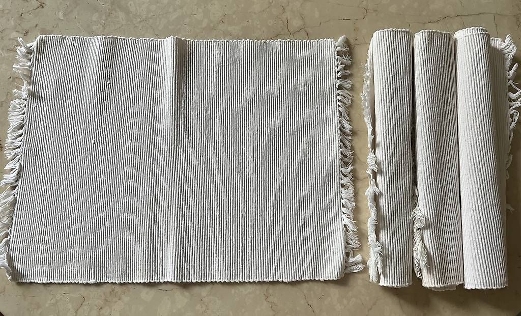Tischset: Tisch-Set  – Gebraucht aus Zürich von Sofmas