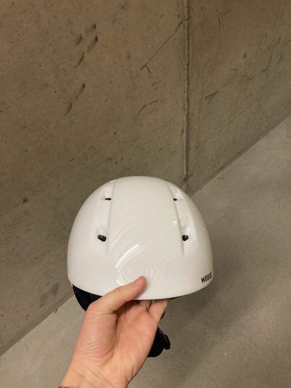 Caschi: Skihelm 52-55cm – Usato da Rothrist venduto da Monadal 1
