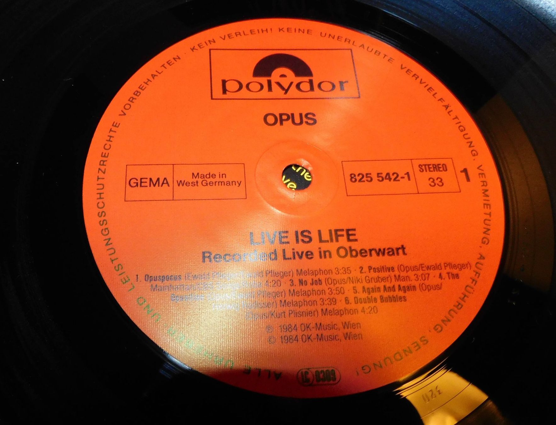 Schallplatten: Lp Schallplatte Opus Live is Life - 1984 – Gebraucht aus Sursee von 76 1