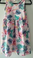 Hübsches rosa Kleid mit Blumendruck 122-128