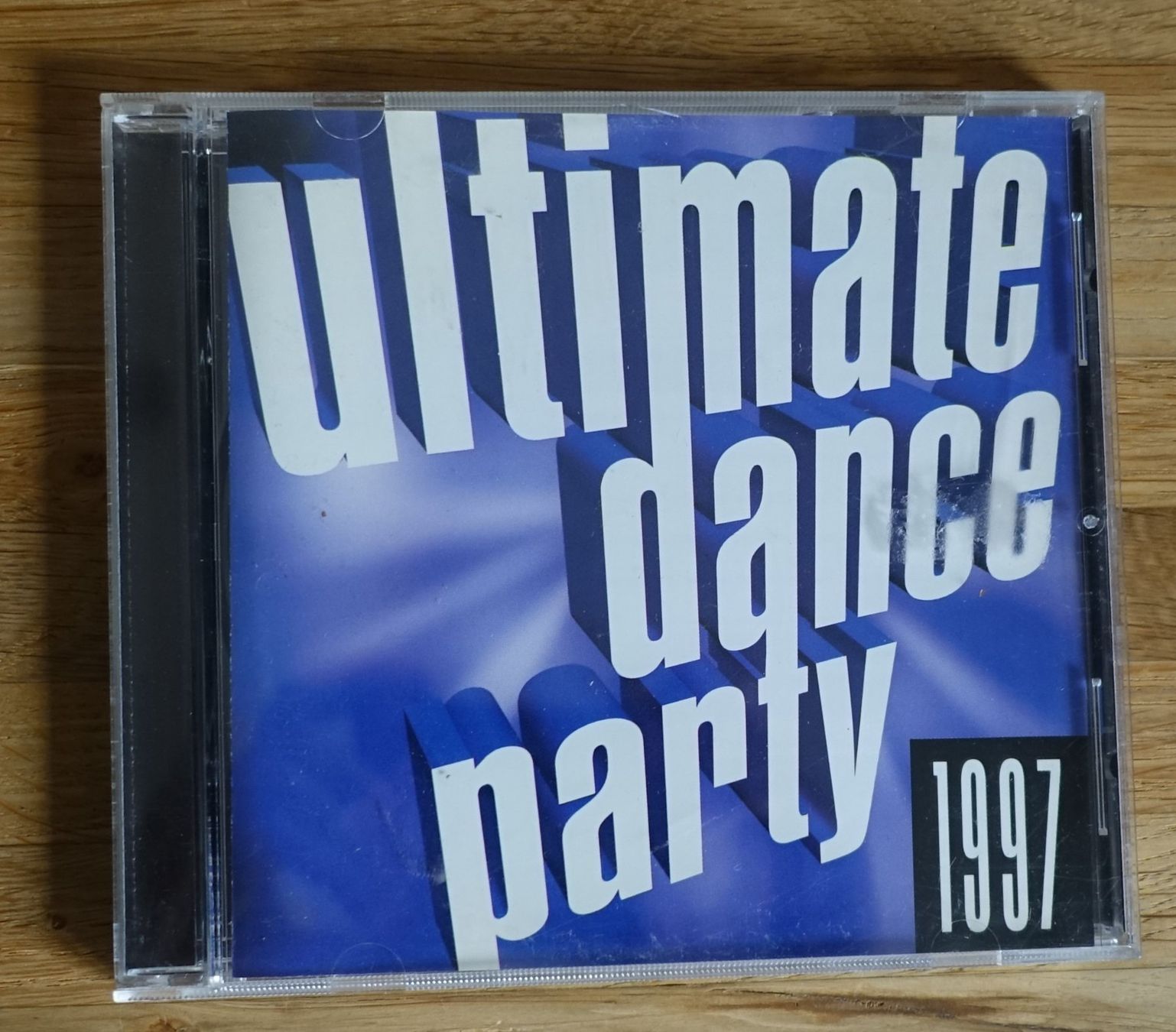 CD: Ultimate Dance Party 1997 - F18 – Usato da Sessa venduto da fraenklishop