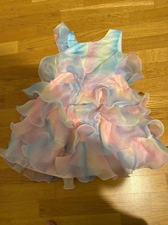 Festliches Kleid Mädchen 140