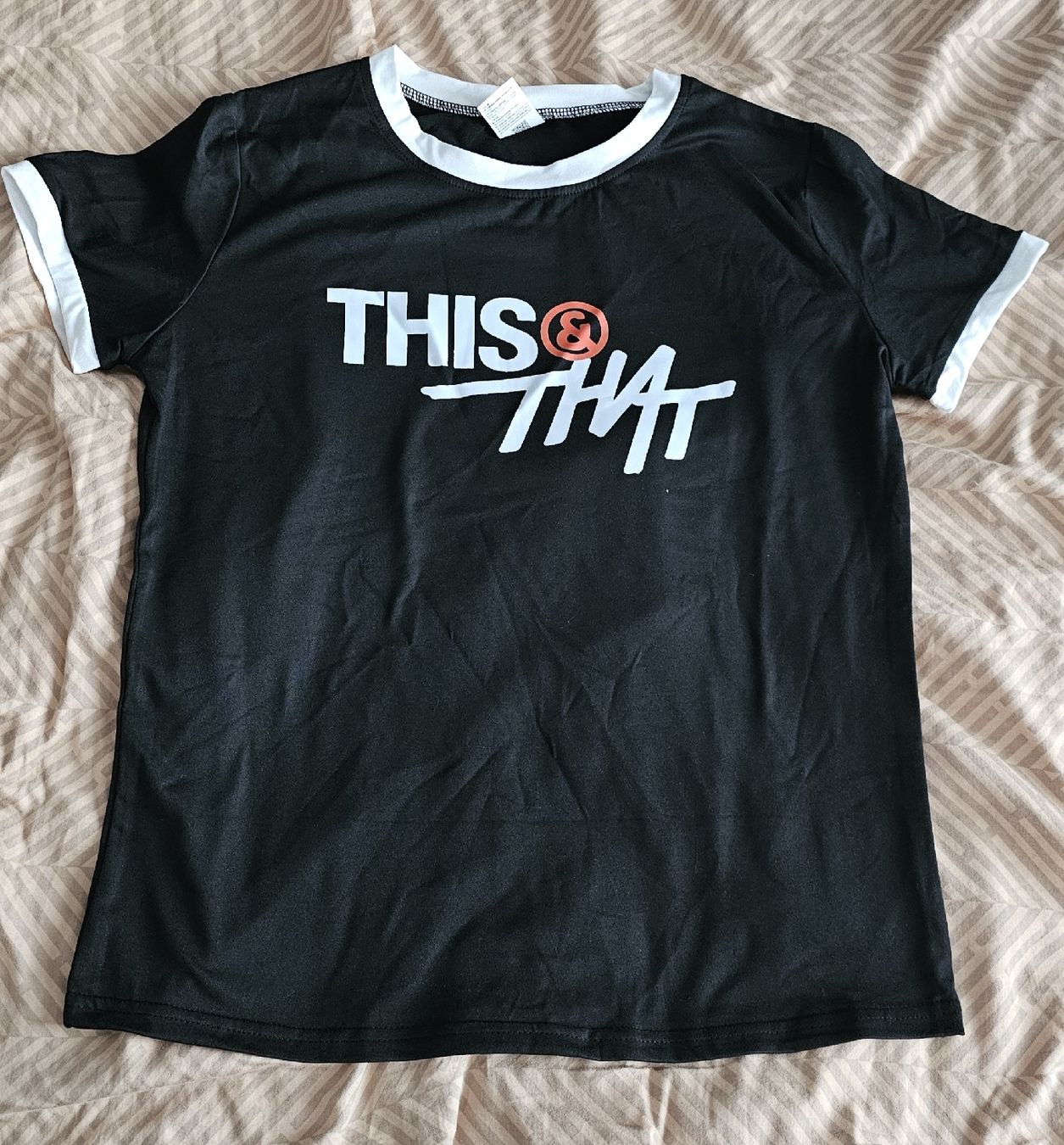 T-shirt: Stray Kids Shirt "This&That" – Nuovo e nell'imballaggio originale da Wallbach venduto da ast_n7q9