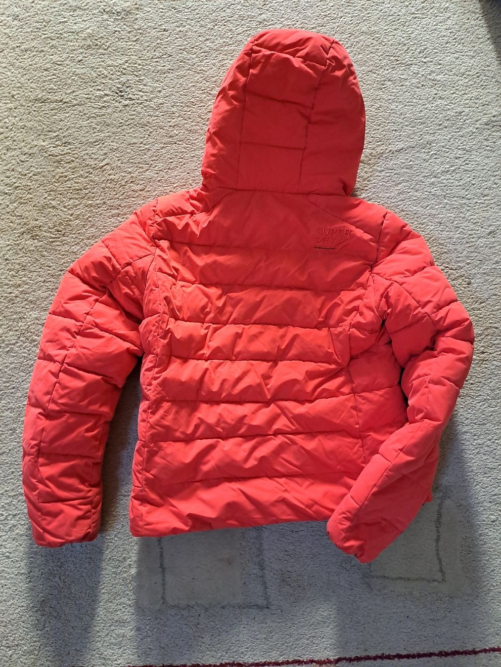 Vestes: schöne Winterjacke Gr. 40 – D'occasion à Untersiggenthal par Zehni8 1