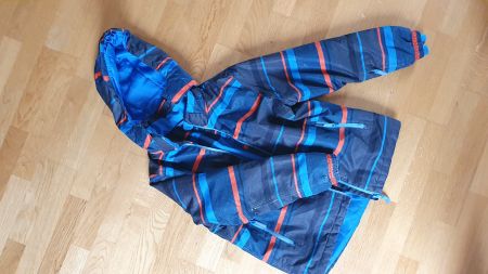 Skijacke dunkel gestreift 146/152