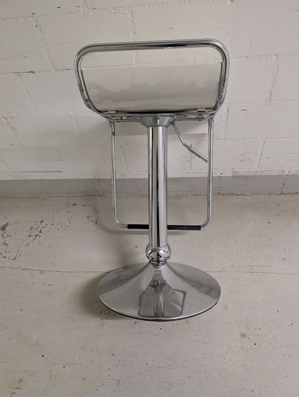 Sedie: Barocker Stühle mit Hydraulischen Luft weiss/ Chrom – Usato da Pfäffikon ZH venduto da Gabriel64 2