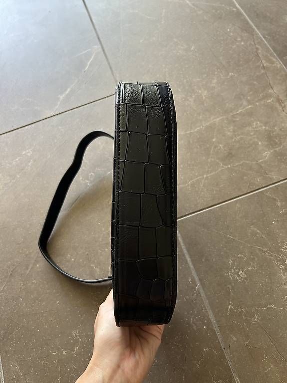 Sacs femmes: Bershka Schultertasche – Neuf avec emballage d'origine à Zürich par fabienne.fkl 2