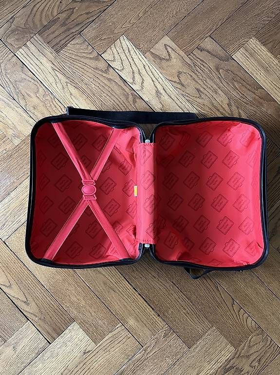Valigie: Sitzkoffer für Kinder – Usato da Bern venduto da tan_2rrh 2