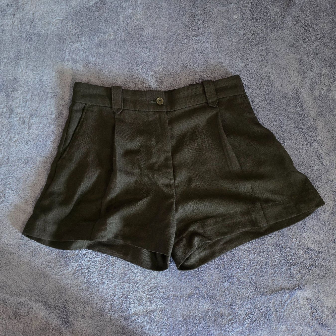 H&M Hosen: H&M Shorts Gr. 40 "Schwarz" – Neu (gemäss Beschreibung) aus Fehraltorf von shiilaa.hoot