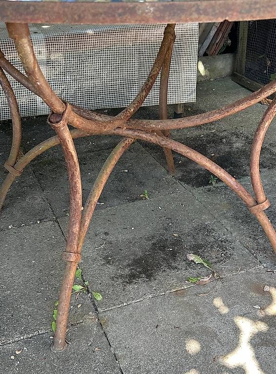 Tische: Mosaiktisch – Gebraucht aus Rotkreuz von bar_tg28 1