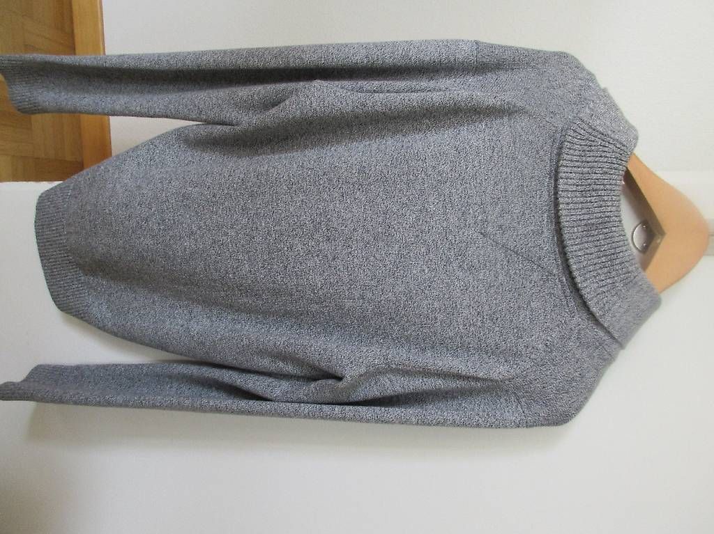 Tommy Hilfiger Jacken: Neue Tommy Hilfiger Soft Wool Strickjacke, Grösse S – Neu (gemäss Beschreibung) aus Zug von roche72 1