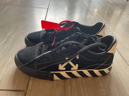 Off White no.40