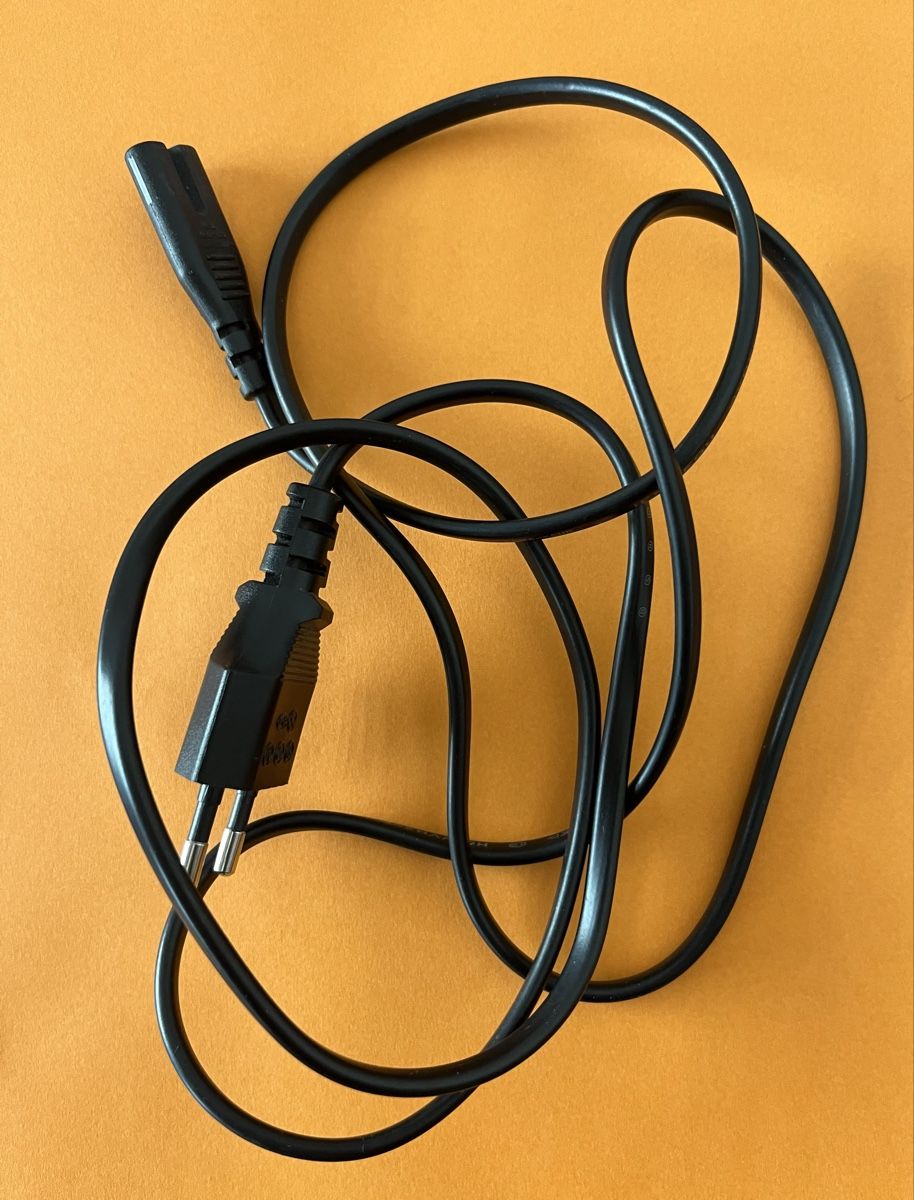 Unità & Adattatore: USB-C Netzgerät 96/87W – Usato da Bern venduto da hispano74 4