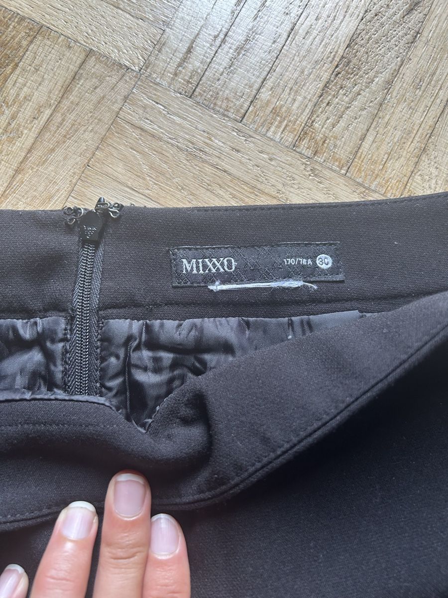 Gonne: MIXKO Skirt black size 36 used – Usato da Zürich venduto da chi_7k5b 1