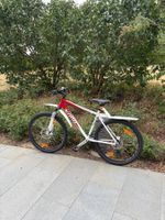 Vélo très léger (13kg) parfait pour la forêt ou au quotidien