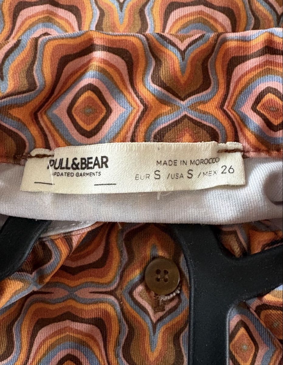 Pull&Bear Top: Pull&Bear Retro Patterned Blouse, Size S - Chic Now! – Nuovo (secondo la descrizione) da Büren an der Aare venduto da zoe_bx5b 2
