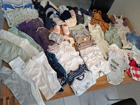 64-teiliges Kleiderset 62 und 68