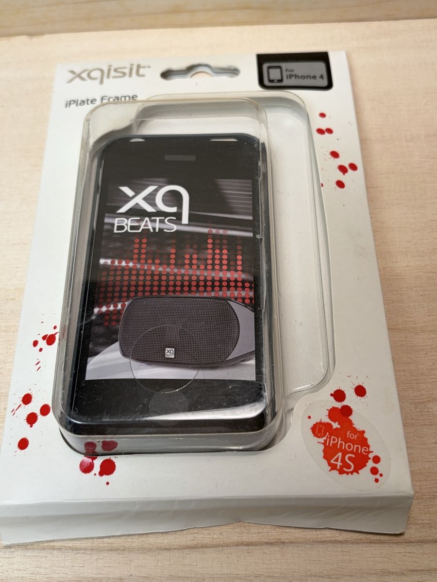 Apple Cover & Protezioni schermo: Xqisit iPlate Frame for iPhone 4/4S Polycarbonat neu – Nuovo e nell'imballaggio originale da Erlenbach ZH venduto da Ritschly