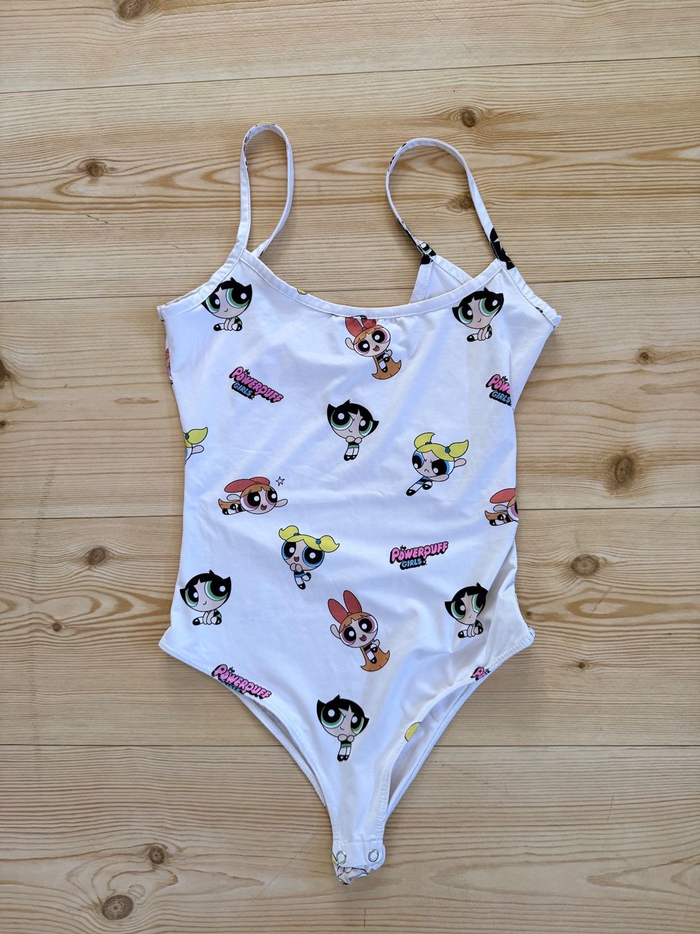 Bershka Blusen, T-Shirts & Tops: Body Supers nanas – Gebraucht aus Bulle von sop_ct6x