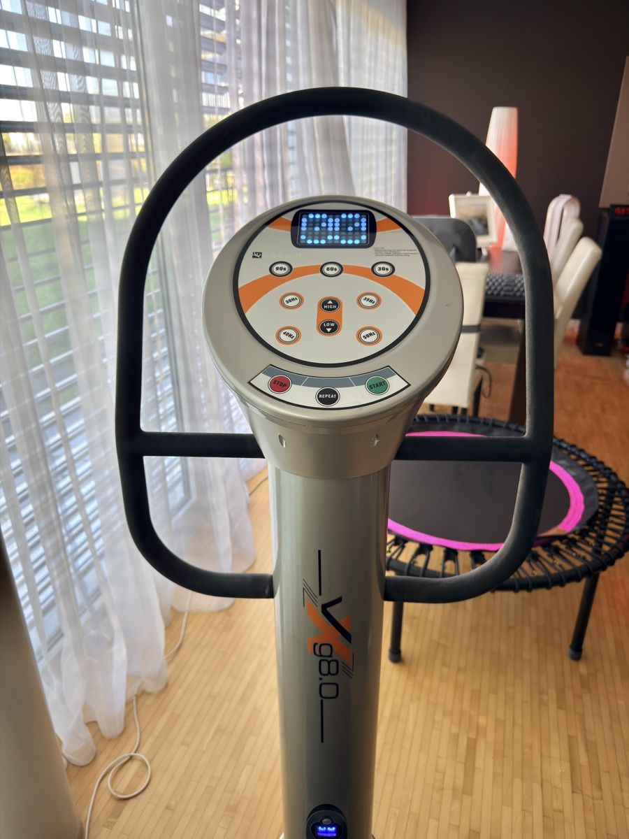 Wellcraft Hometrainer: Vibrationsplatte (Power Plate like) – Gebraucht aus Horgen von roligraf 5