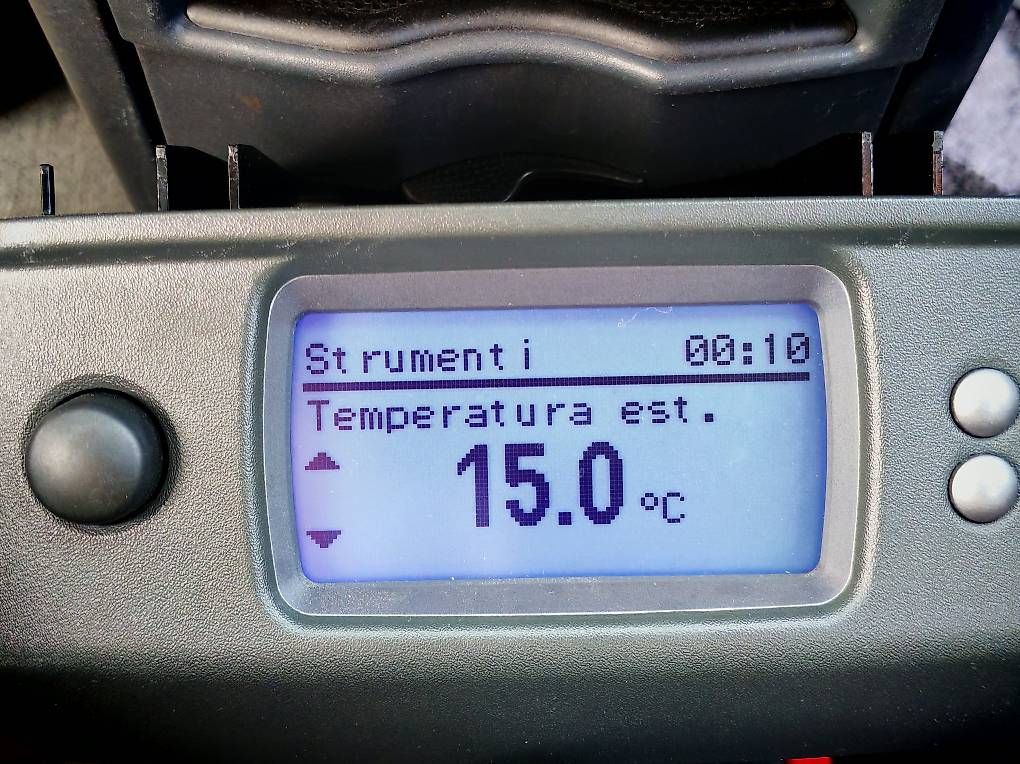 Smart Tutti pezzi di ricambio auto: Ripristino retroilluminazione luce Computer Smart Roadster – Usato da Cadenazzo venduto da Mulinacu 3
