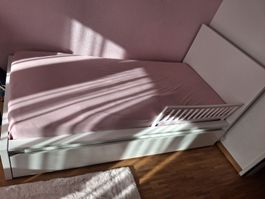 Komplettes Bett mit Lattenrost,Matratze und Stauraum