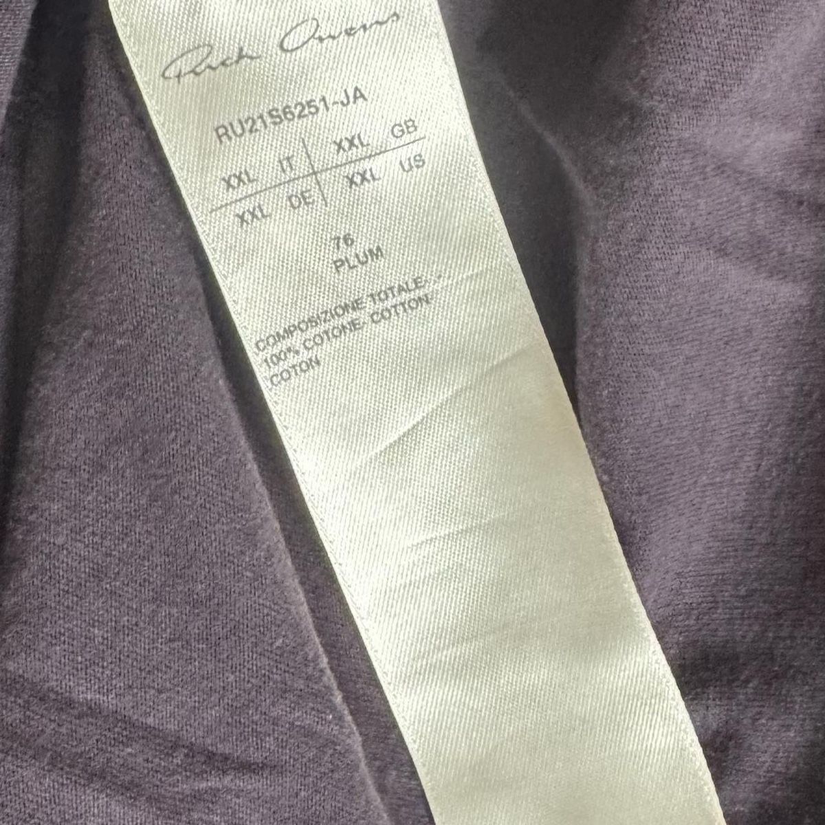 Rick Owens T-shirt: Rick Owens Basic Short-Sleeved T-Shirt Long – Usato da Niederbüren venduto da rubenpeterbuchli 3