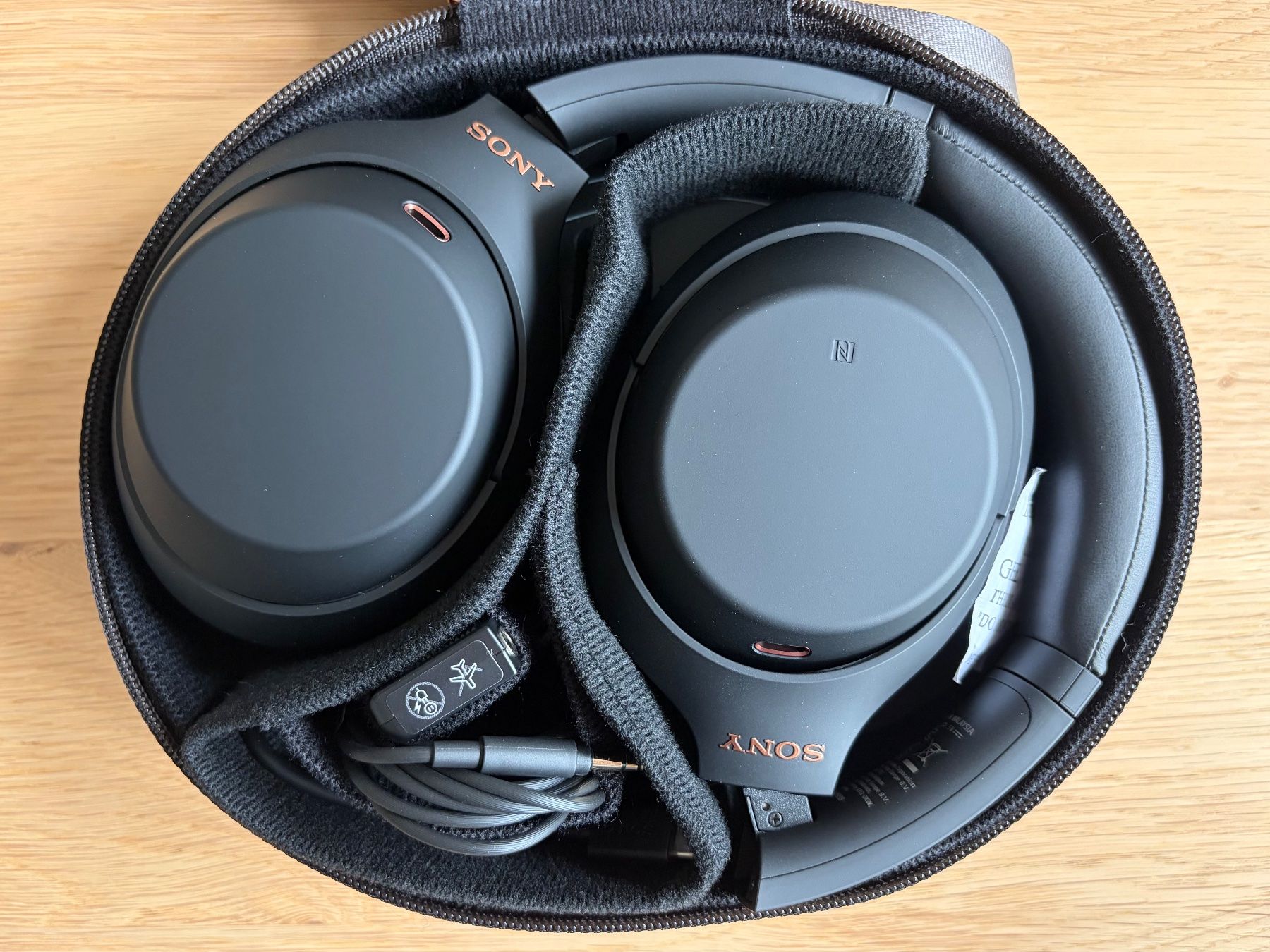 Sony Cuffie: Sony WH-1000XM4 Kopfhörer – Nuovo (secondo la descrizione) da Glarus venduto da HowlinWolf_