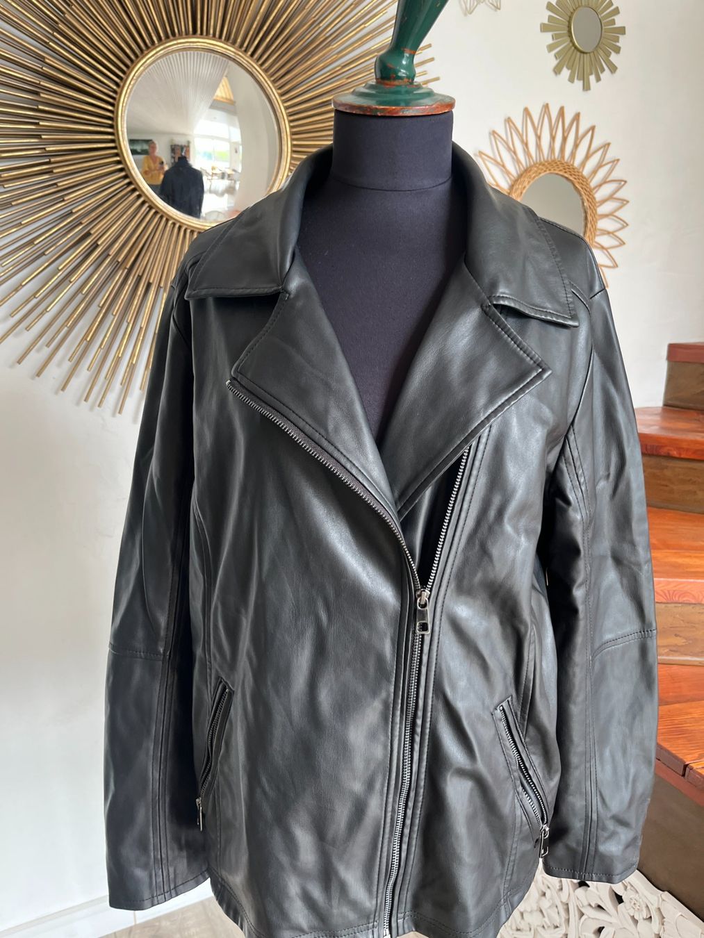 C&A Giacche: Veste simili noir C&A / 48 – Usato da Seiry venduto da vanille08